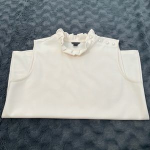 Ann Taylor sleeveless cram top ruffle collar am